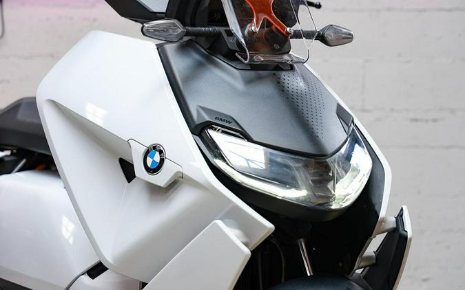2022 BMW CE 04