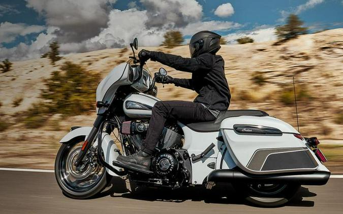 2024 Indian Motorcycle® Chieftain® Dark Horse® Ghost White Metallic Smoke