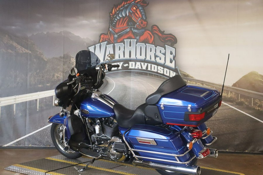 2010 Harley-Davidson® FLHTCU - Ultra Classic® Electra Glide