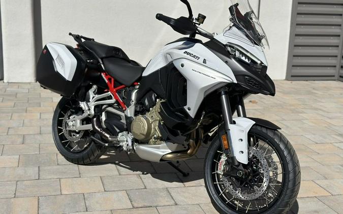 2023 Ducati Multistrada V4S Iceberg White - Spoked Wheels