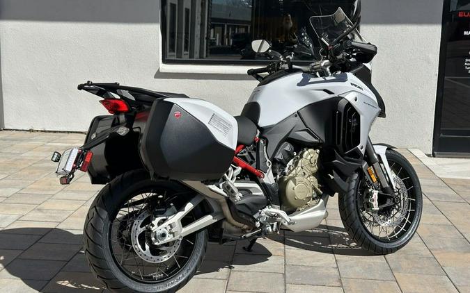 2023 Ducati Multistrada V4S Iceberg White - Alloy Wheels