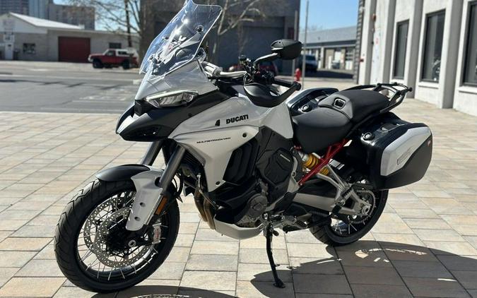 2023 Ducati Multistrada V4S Iceberg White - Spoked Wheels