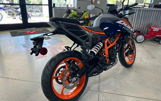 2024 KTM 390 Duke