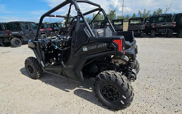 2025 Can-Am® Maverick Trail DPS 700