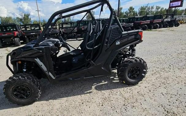 2025 Can-Am® Maverick Trail DPS 700