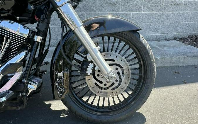 2005 Harley-Davidson® Road King® Custom BLACK PEARL