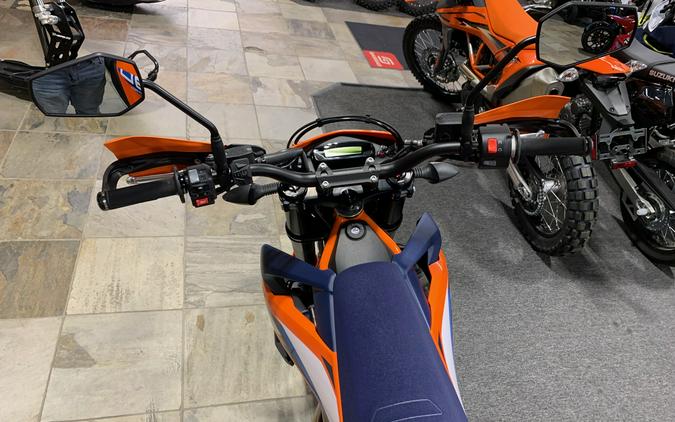 2024 KTM SMC 690 R