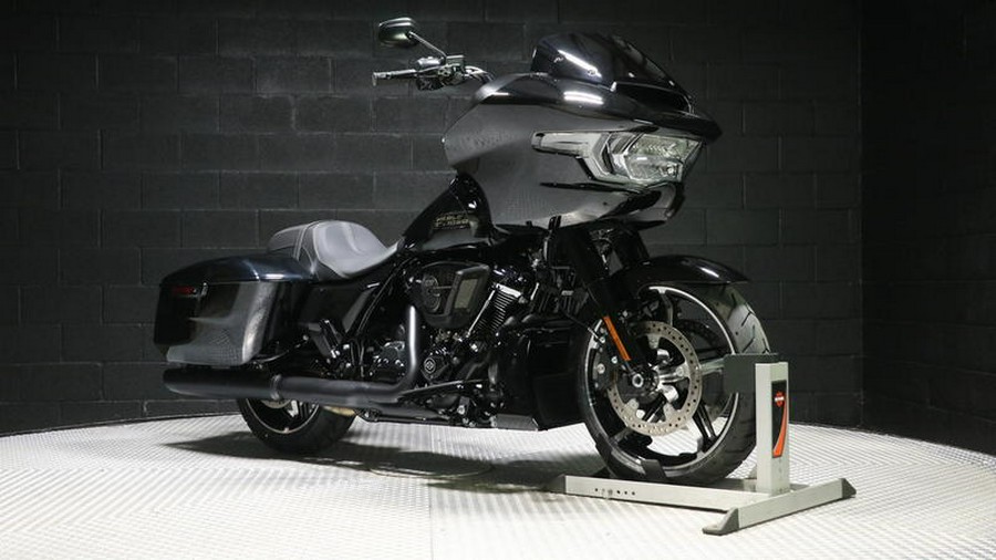 2025 Harley-Davidson® FLTRX - Road Glide®