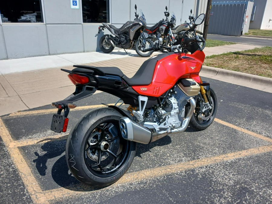 2025 Moto Guzzi V100 Mandello