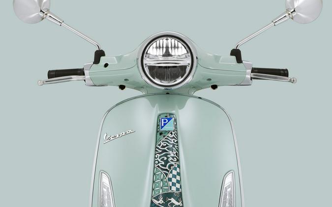 2025 Vespa Primavera 50 Batik