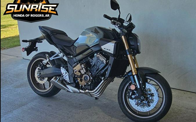 2025 Honda CB650R E-CLUTCH