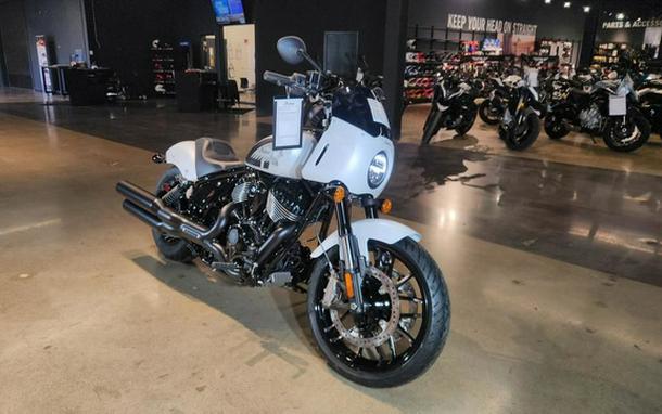 2025 Indian Sport Chief Ghost White Metallic Smoke