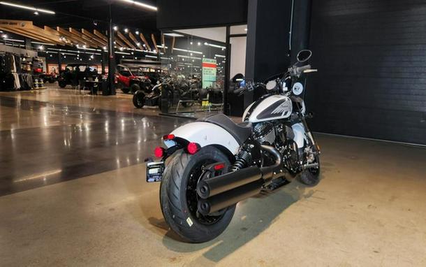 2025 Indian Sport Chief Ghost White Metallic Smoke