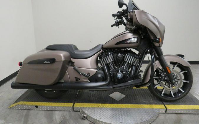 2019 Indian Motorcycle® Chieftain Dark Horse® Bronze Smoke