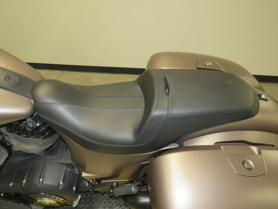 2019 Indian Motorcycle® Chieftain Dark Horse® Bronze Smoke