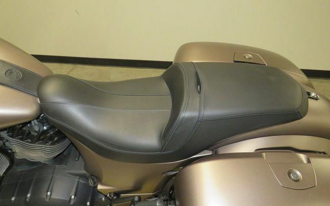 2019 Indian Motorcycle® Chieftain Dark Horse® Bronze Smoke