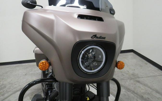 2019 Indian Motorcycle® Chieftain Dark Horse® Bronze Smoke