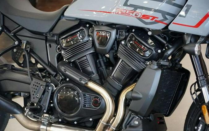 2026 Harley-Davidson® Pan America® 1250 ST