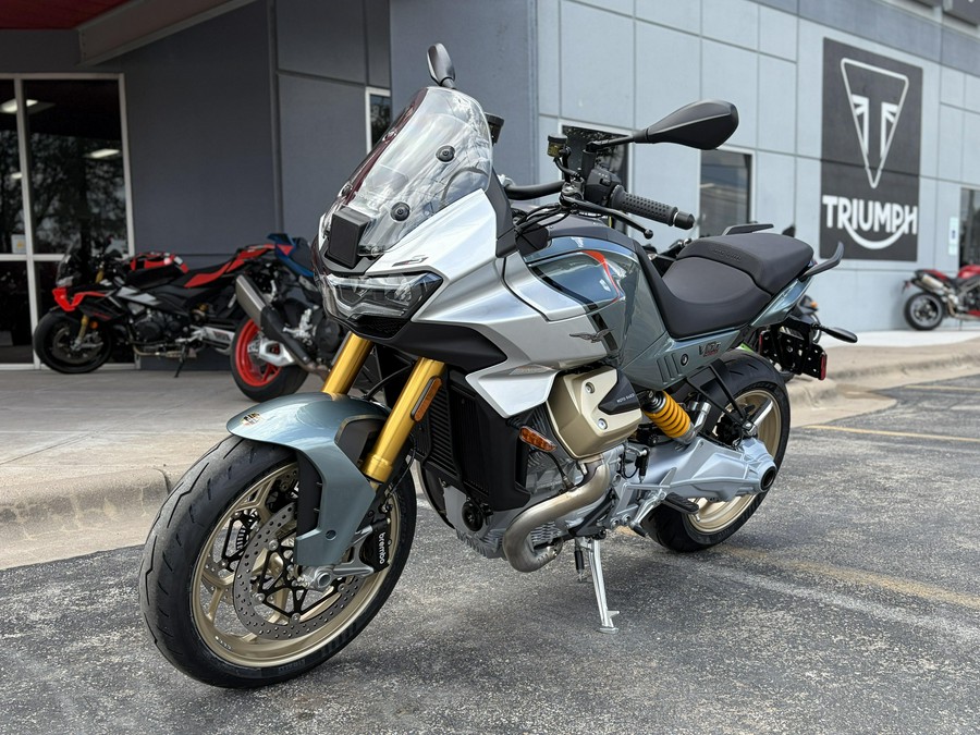 2027 Moto Guzzi V100 Mandello