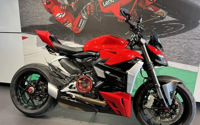 2022 Ducati Streetfighter V2 Ducati Red