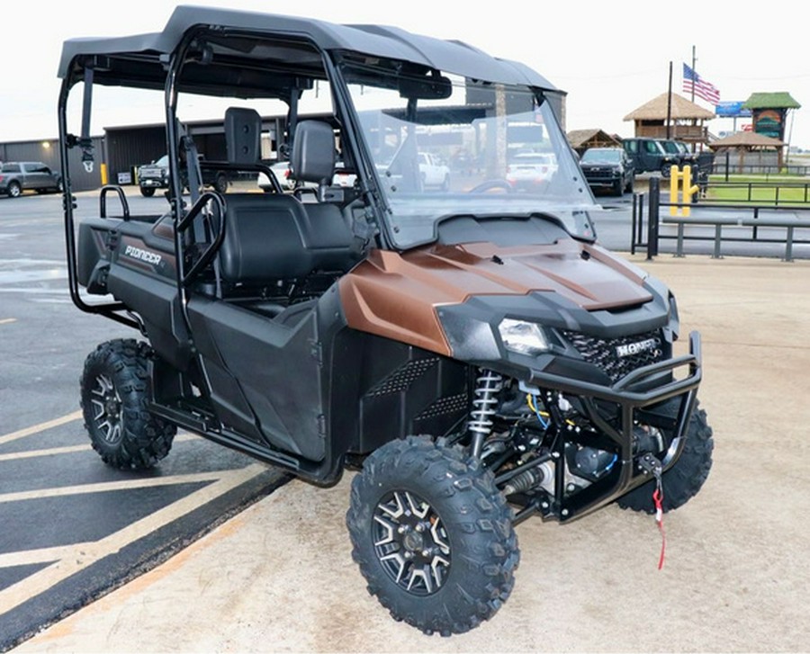 2022 Honda Pioneer 700-4 Deluxe
