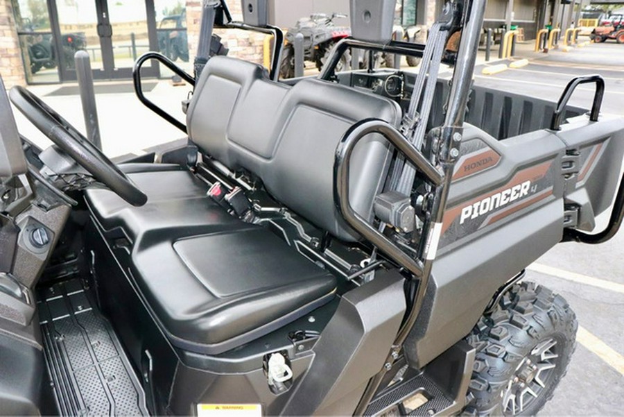 2022 Honda Pioneer 700-4 Deluxe