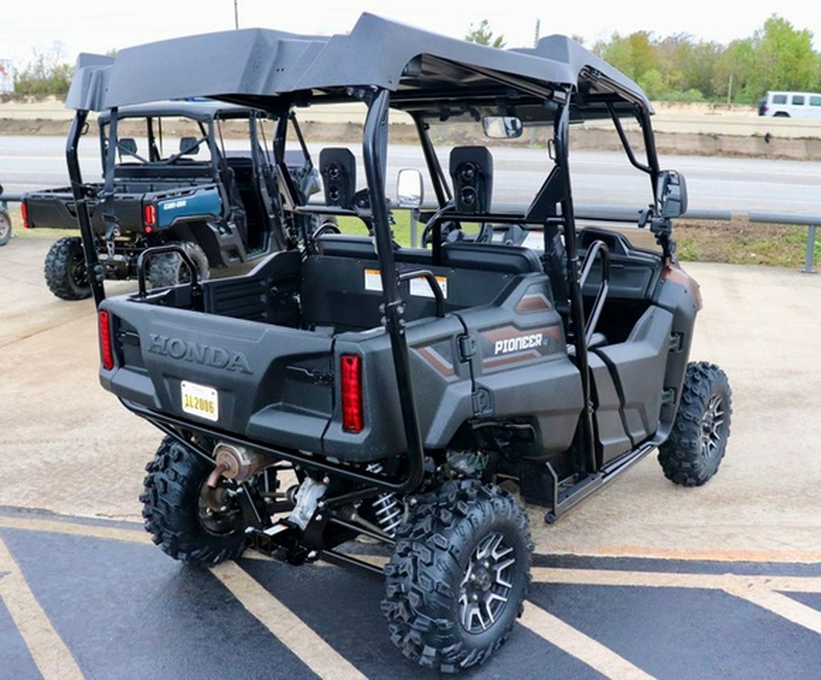 2022 Honda Pioneer 700-4 Deluxe