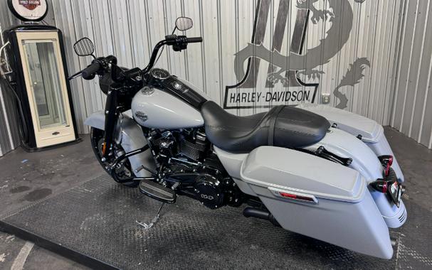 2025 Harley-Davidson ROAD KING SPECIAL