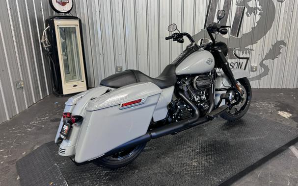 2025 Harley-Davidson ROAD KING SPECIAL