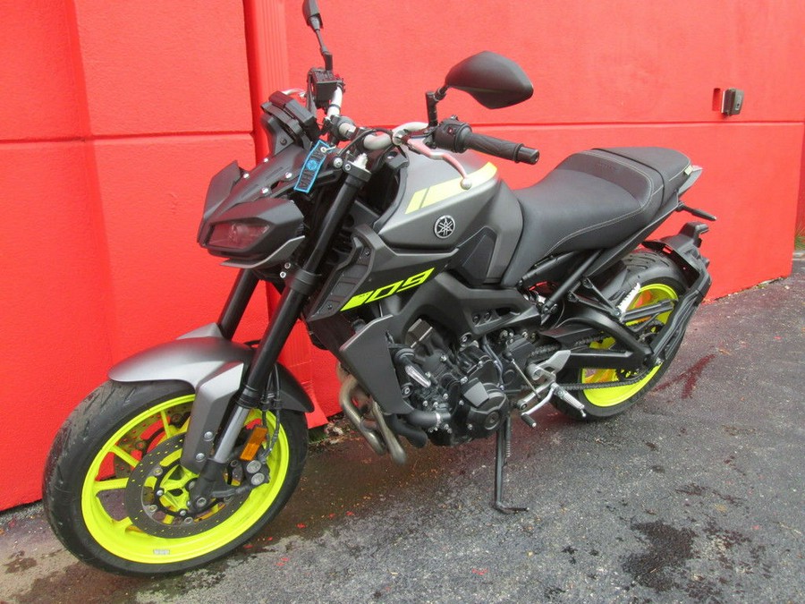 2018 Yamaha MT-09