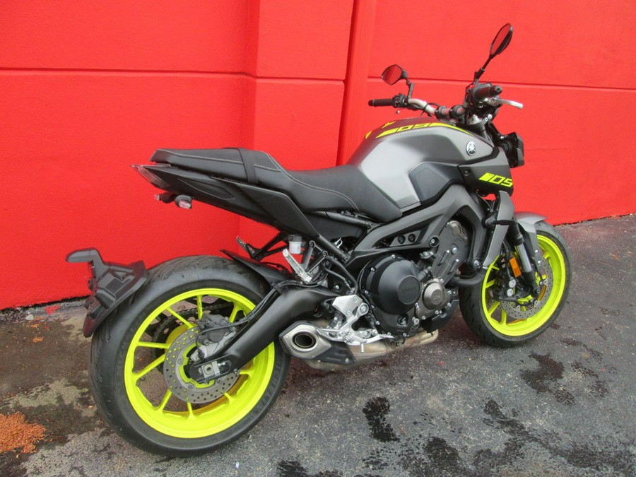 2018 Yamaha MT-09