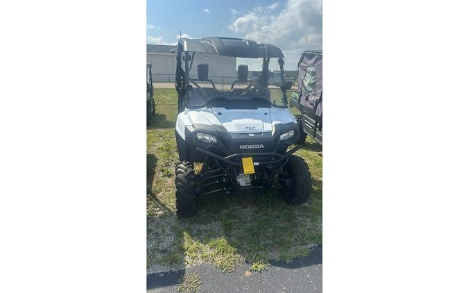 2020 PIONEER 700 - Honda