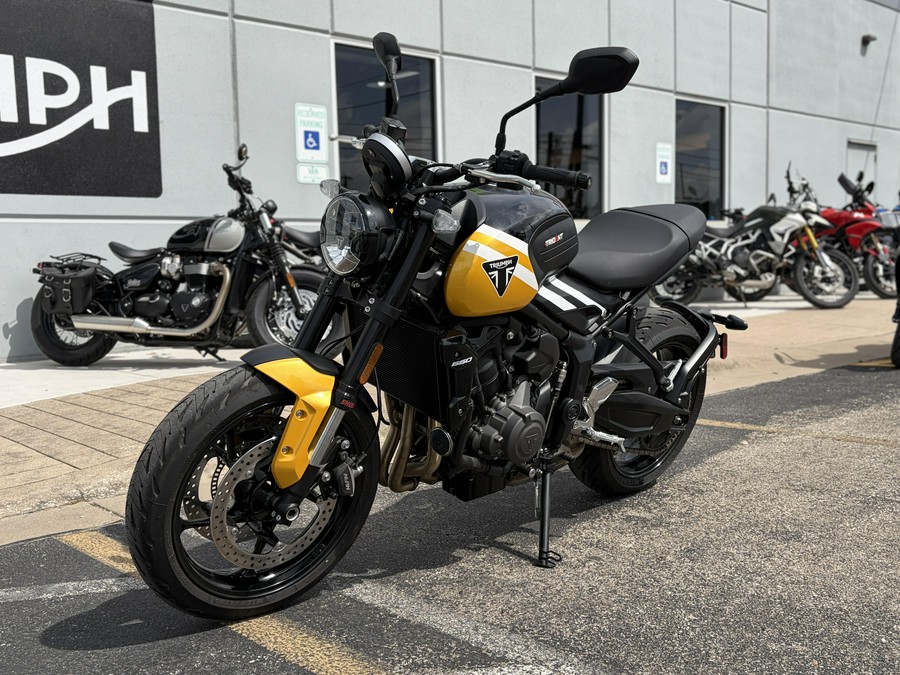 2025 Triumph Trident
