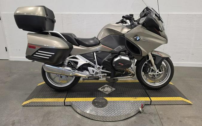 2016 BMW R 1200 RT Platinum Bronze Metallic