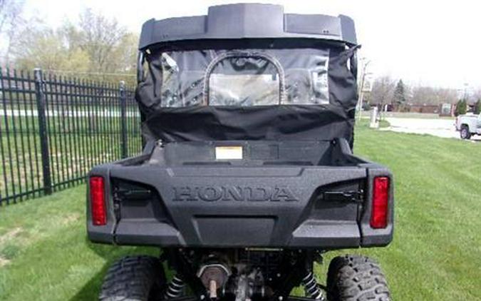 2017 Honda Pioneer 700 Deluxe