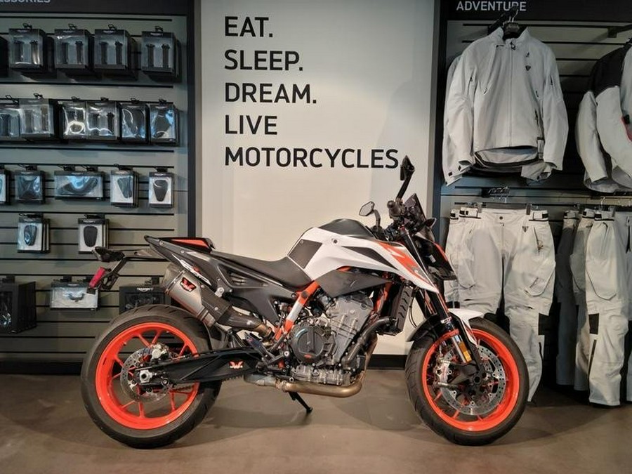 2021 KTM 890 DUKE