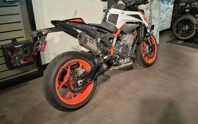 2021 KTM Duke 890