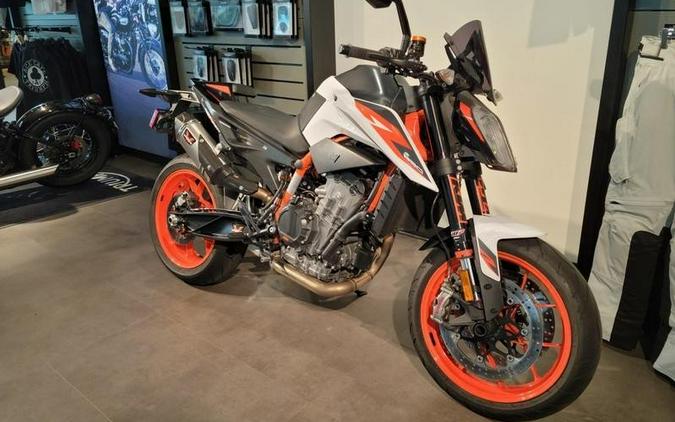 2021 KTM 890 DUKE