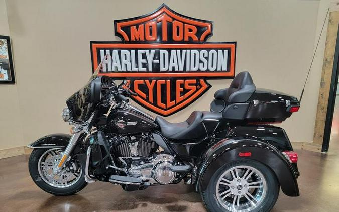 2024 Harley-Davidson® FLHTCUTG - Tri Glide® Ultra