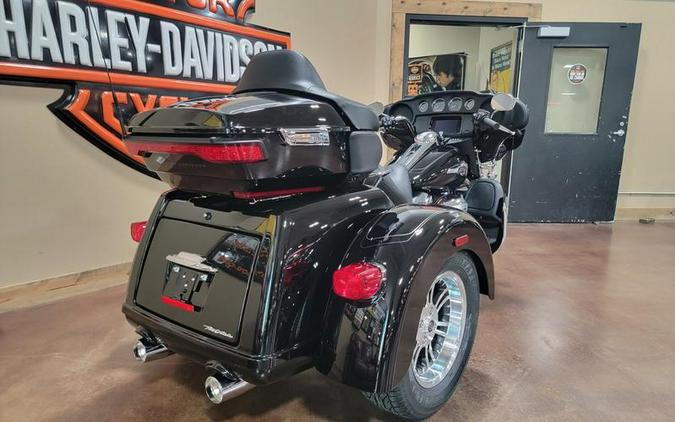 2024 Harley-Davidson® FLHTCUTG - Tri Glide® Ultra