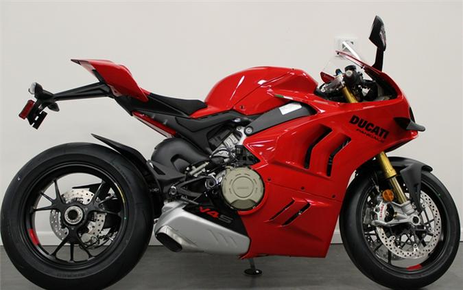 2024 Ducati Panigale V4 S