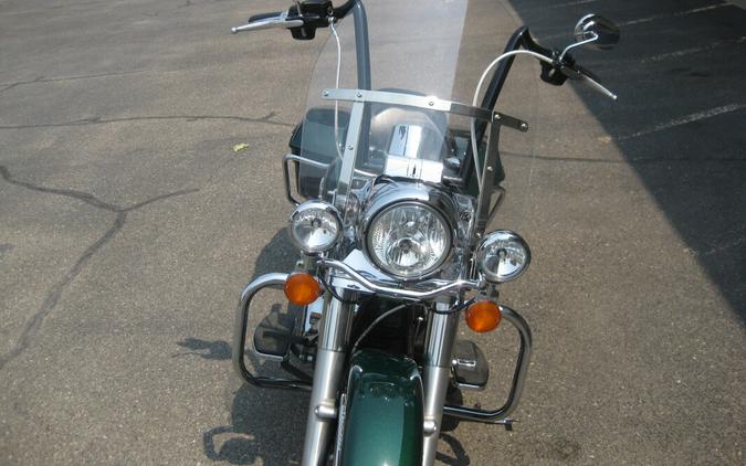 2016 Harley-Davidson Road King Two-Tone Deep Jade Pearl/Vivid Black