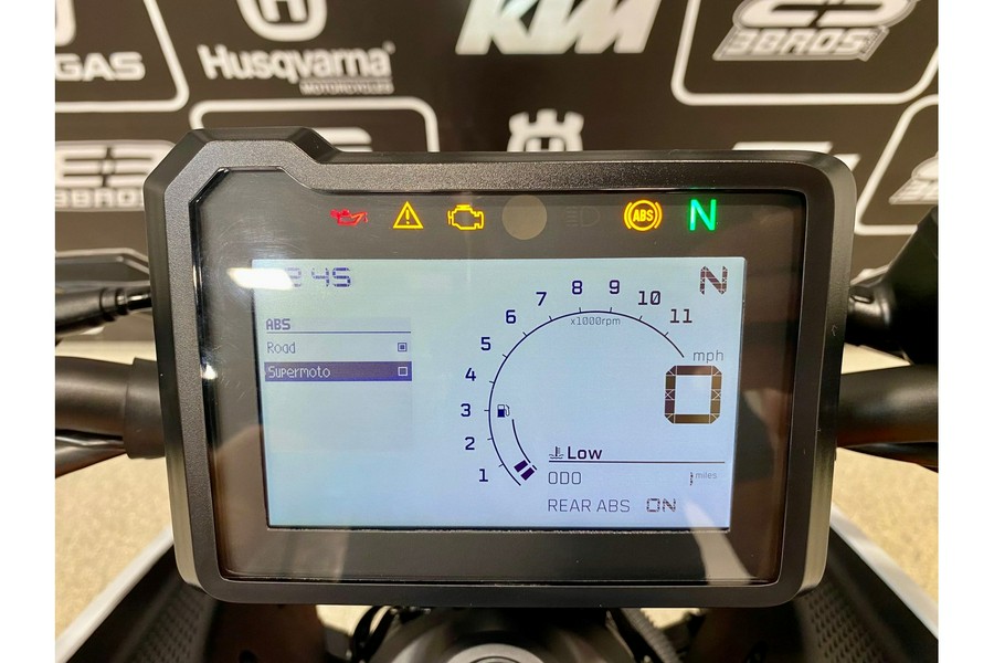 2024 KTM Duke 250