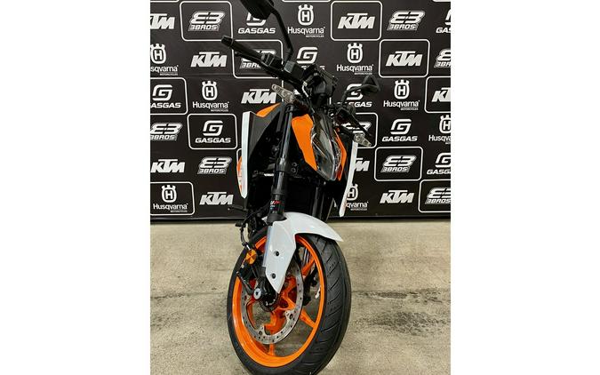 2024 KTM Duke 250