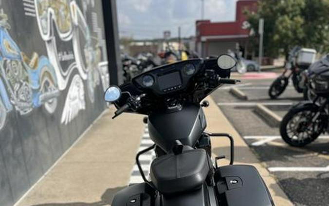 2026 Indian Motorcycle® Chieftain® PowerPlus Dark Horse® Black Smoke