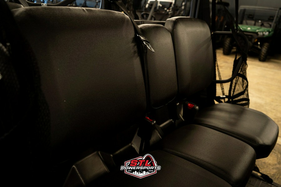 2025 Can-Am Defender MAX HD9