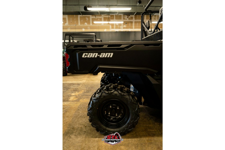 2025 Can-Am Defender MAX HD9