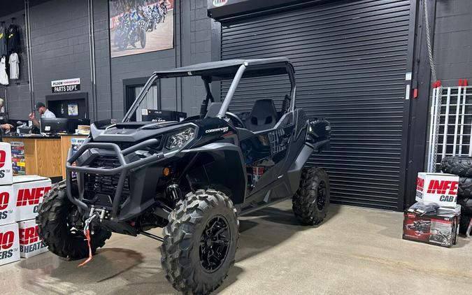 2025 Can-Am Commander XT 700