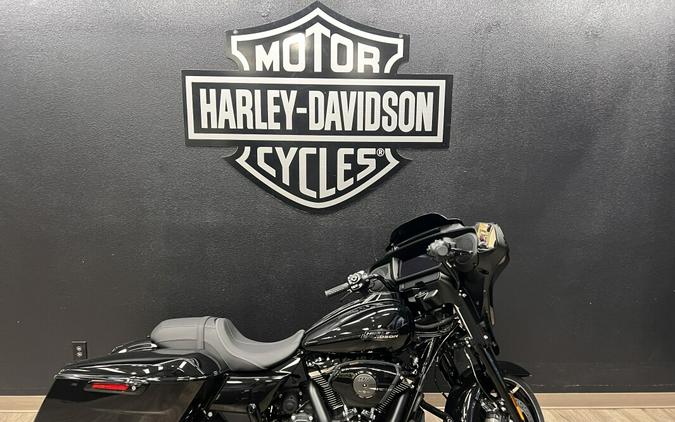 2025 Harley-Davidson® Street Glide®