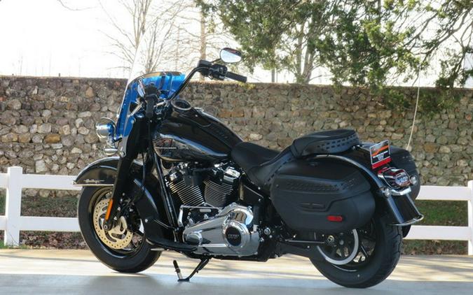 2026 Harley-Davidson Softail FLHC - Heritage Classic